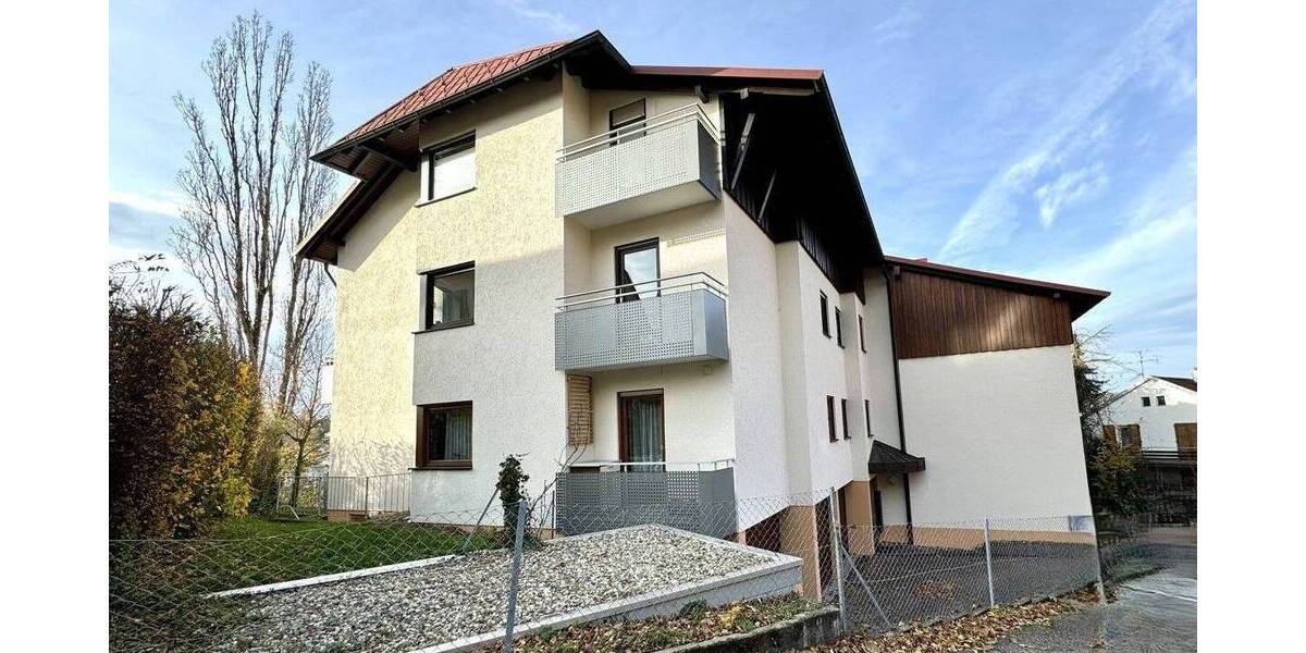 Traumhaft schöne 2-Zi.-Whg. mit tollem Ausblick! Inklusive sonnigem Balkon, Garage + Keller 2 zimmer