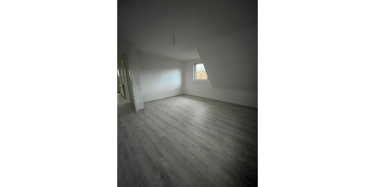 Dachgeschoßwohnung Goslar OS Hahnenklee-Bockswiese - 4 Zimmer, 87 m&sup2;, 630&euro; | Angebot:24443658