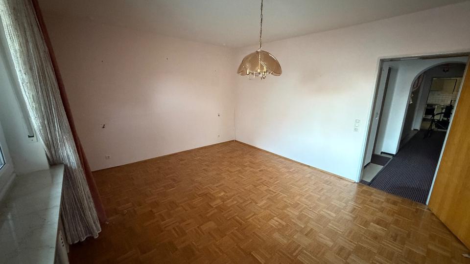 Erdgeschoßwohnung Stamsried - 2 Zimmer, 79 m&sup2;, 400&euro; | Angebot:25613976