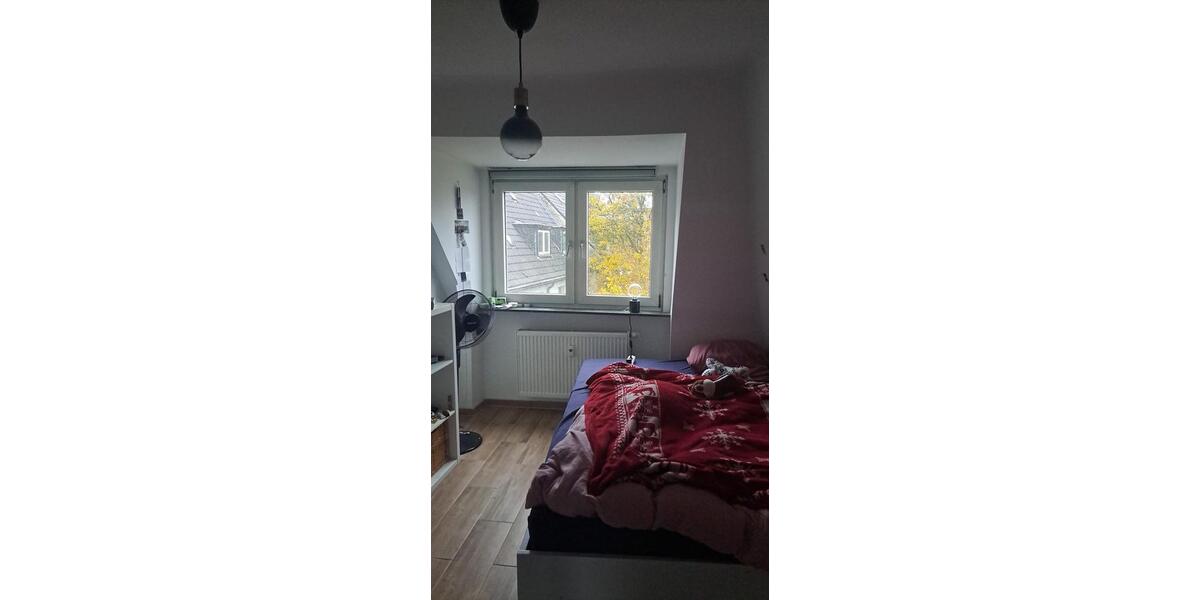 Dachgeschoßwohnung Bielefeld Stieghorst - 4 Zimmer, 80 m&sup2;, 440&euro; | Angebot:26651787