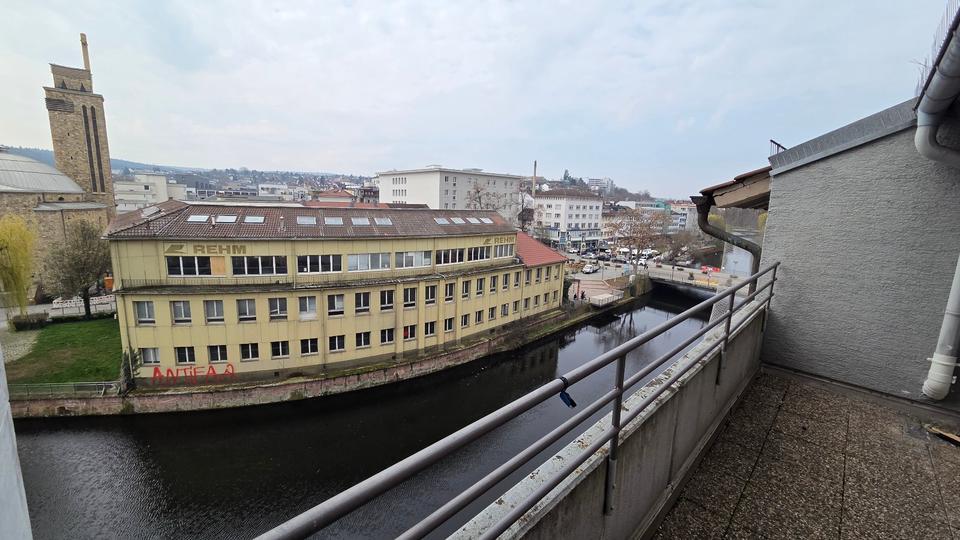 Dachgeschoßwohnung Pforzheim Weststadt - 2 Zimmer, 48 m&sup2;, 700&euro; | Angebot:26703757