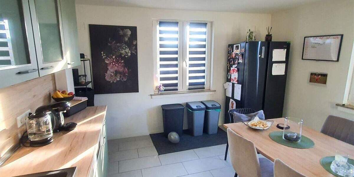 Etagenwohnung Nienburg - 4 Zimmer, 155 m&sup2;, 970&euro; | Angebot:25667281