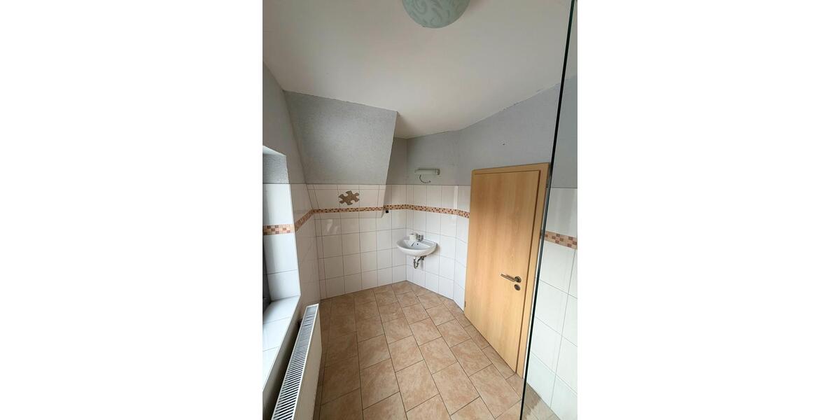 Einfamilienhaus Schleswig - 7 Zimmer, 120 m&sup2;, 1.600&euro; | Angebot:26004435