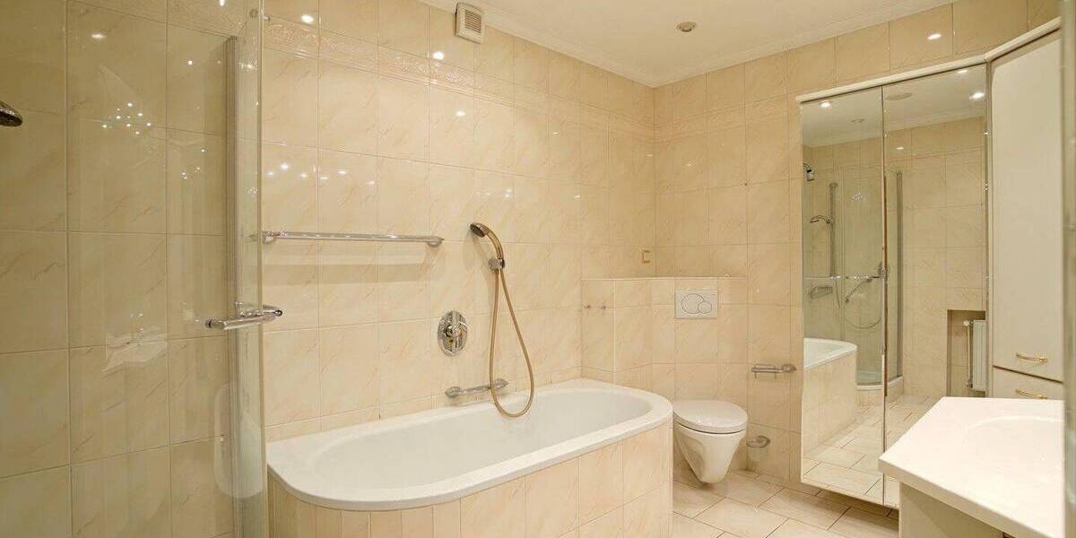 Etagenwohnung Bad Bevensen - 4 Zimmer, 165 m&sup2;, 1.300&euro; | Angebot:26141074