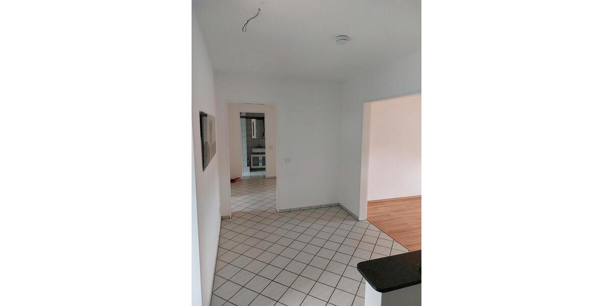 3 Zimmer Wohnung mit Einbauküche 3 zimmer