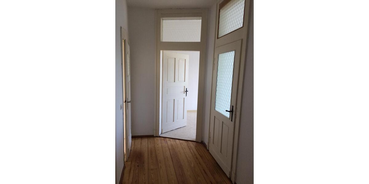 Etagenwohnung Schkeuditz - 2 Zimmer, 70 m&sup2;, 555&euro; | Angebot:26350236