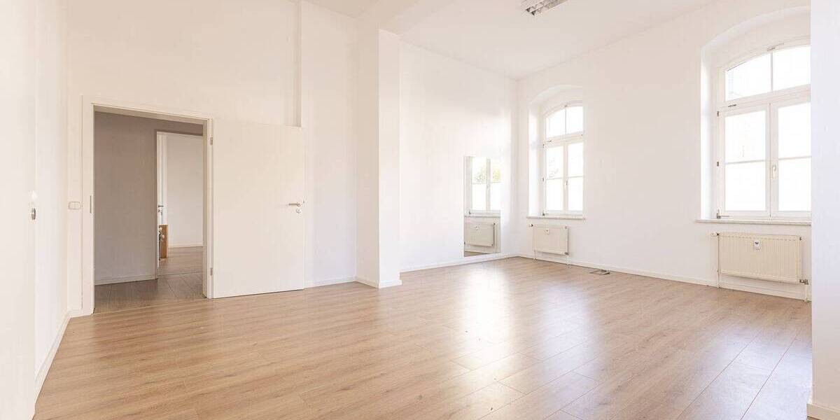 Etagenwohnung Torgau - 4 Zimmer, 167 m&sup2;, 1.169&euro; | Angebot:26763951