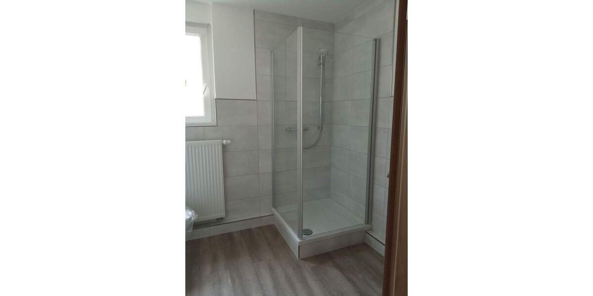 Etagenwohnung Eisenberg - 2 Zimmer, 53 m&sup2;, 360&euro; | Angebot:24872260