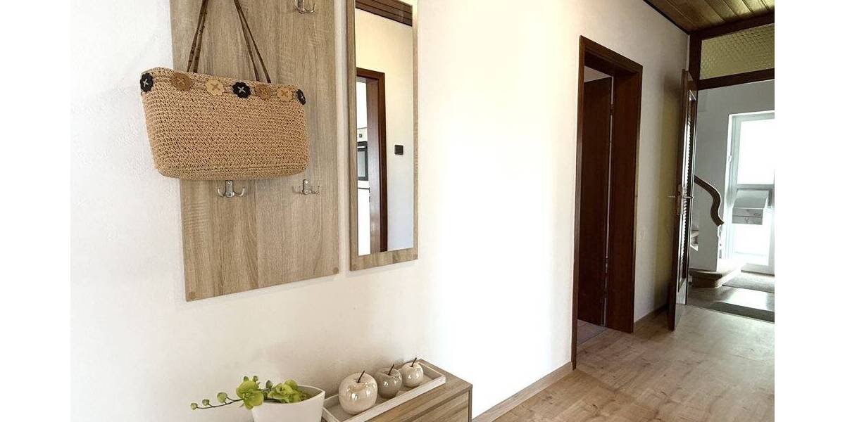 helle sanierte Altbau Wohnung 2 zimmer