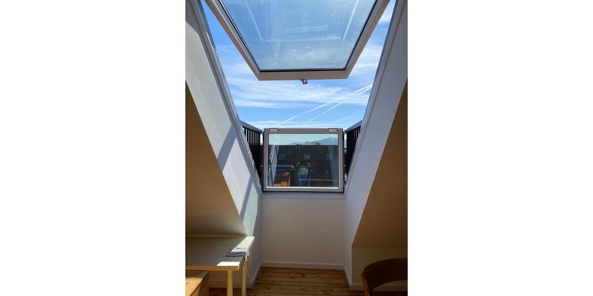 Dachgeschoßwohnung Freiburg im Breisgau Ebnet - 3 Zimmer, 50 m&sup2;, 1.200&euro; | Angebot:26440315