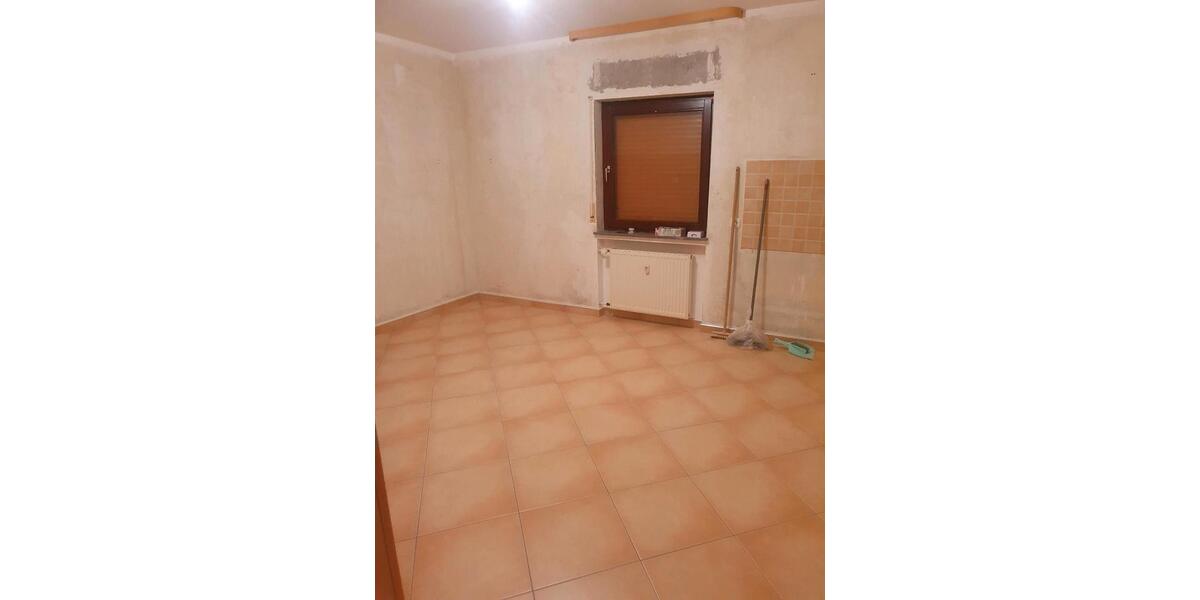 Niddatal Bönstadt 5 Zimmer Küche Bad Terrasse Kellerraum Garage 5 zimmer