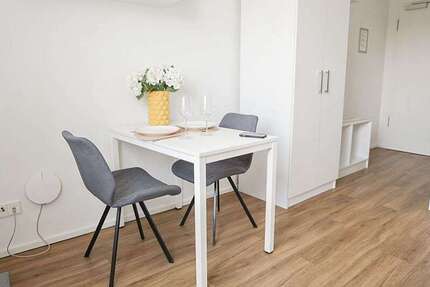 Wohnung zum Mieten in Stuttgart 740 € 21 m² 1 zimmer