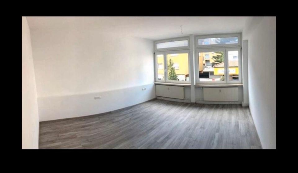 Etagenwohnung Backnang - 3 Zimmer, 96 m&sup2;, 1.100&euro; | Angebot:24767552