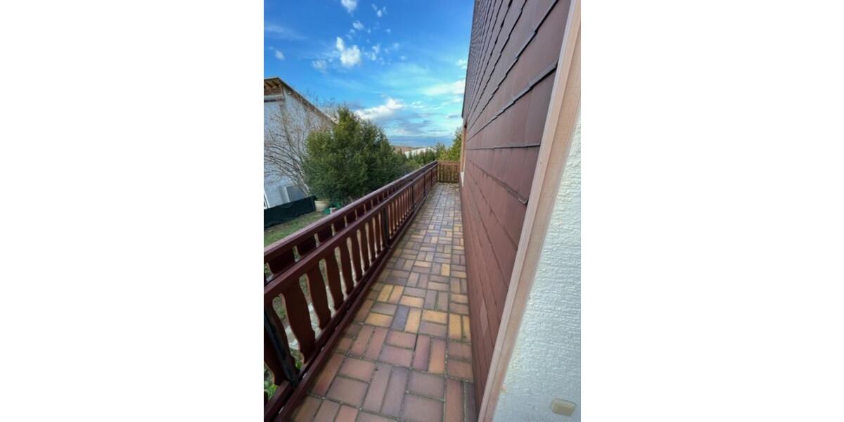 Etagenwohnung Roßdorf - 4 Zimmer, 113 m&sup2;, 1.200&euro; | Angebot:24239924