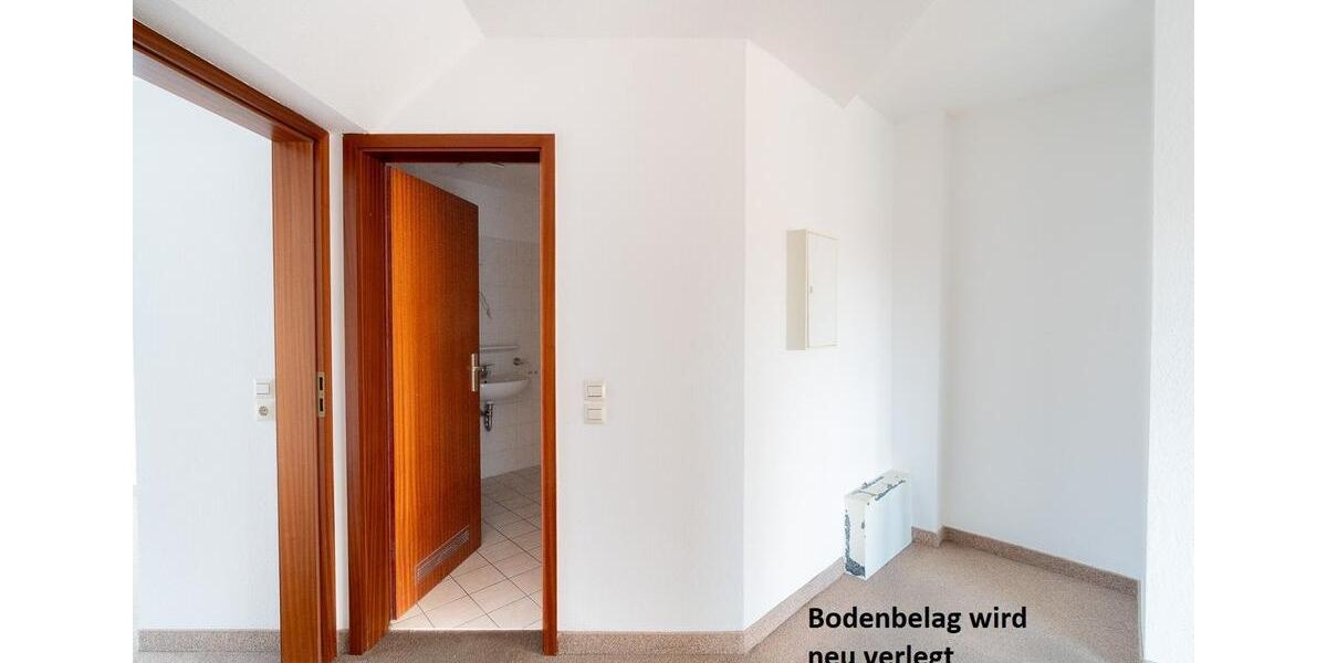 Dachgeschoßwohnung Pulsnitz - 4 Zimmer, 93 m&sup2;, 890&euro; | Angebot:23571123