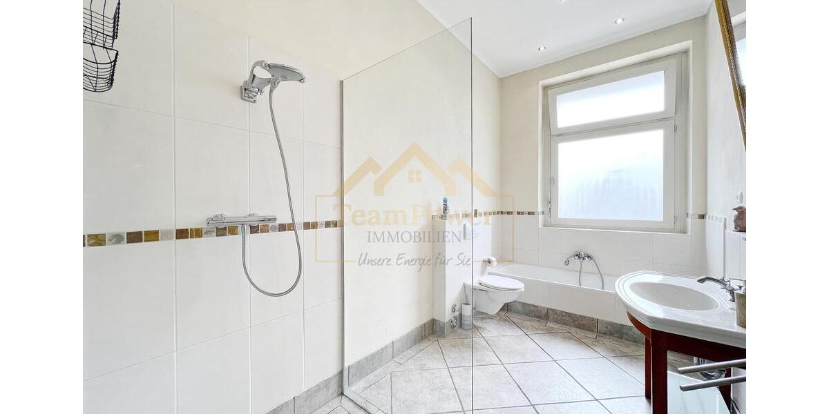 Einfamilienhaus Elmshorn - 6 Zimmer, 190 m&sup2;, 1.900&euro; | Angebot:24537659