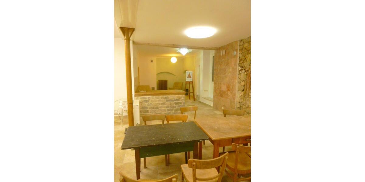 Stilvolle Gewerbefläche in der Oppenheimer Altstadt – ideal für T zimmer