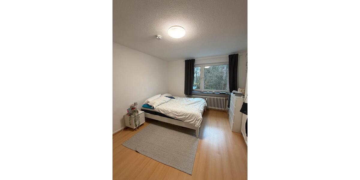 Etagenwohnung Flensburg - 3 Zimmer, 67 m&sup2;, 450&euro; | Angebot:25234218