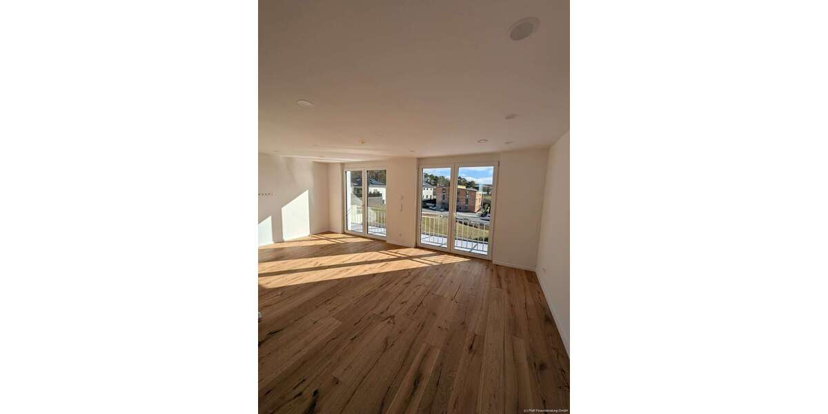 Etagenwohnung Buchen - 3 Zimmer, 122 m&sup2;, 1.280&euro; | Angebot:25274731