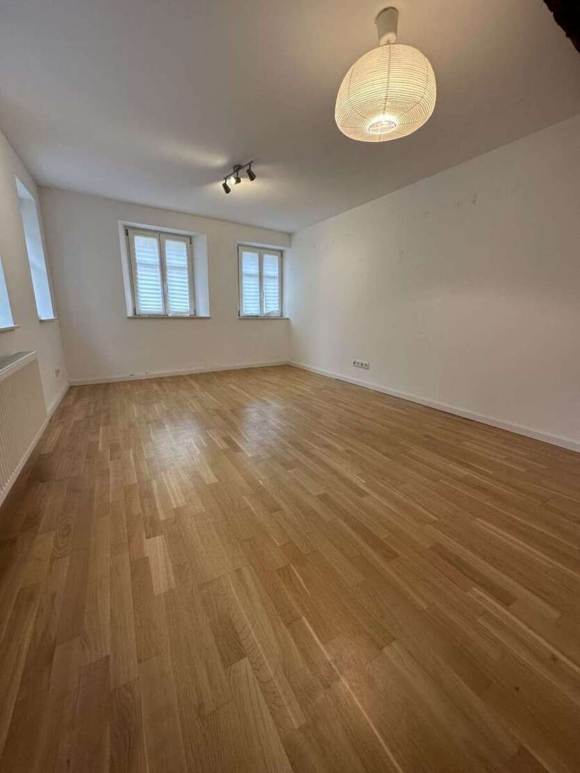 Wohnung zum Mieten in Rothenburg ob der Tauber 665 € 66.81 m² 2.5 zimmer
