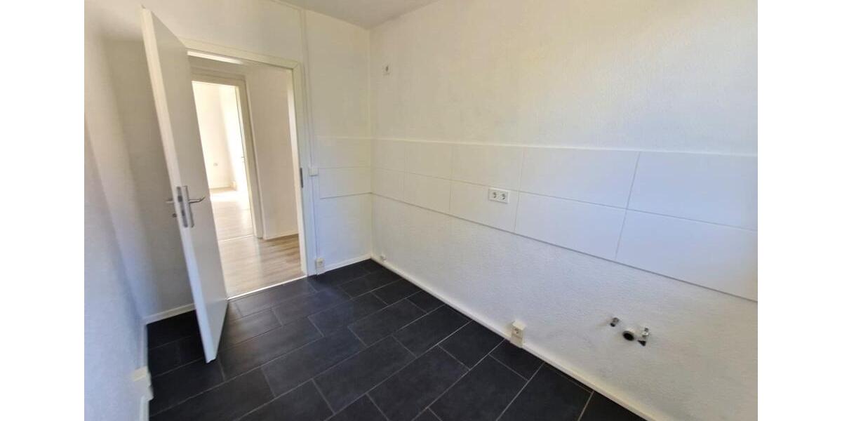 Etagenwohnung Hötensleben - 3 Zimmer, 60 m&sup2;, 358&euro; | Angebot:23630497