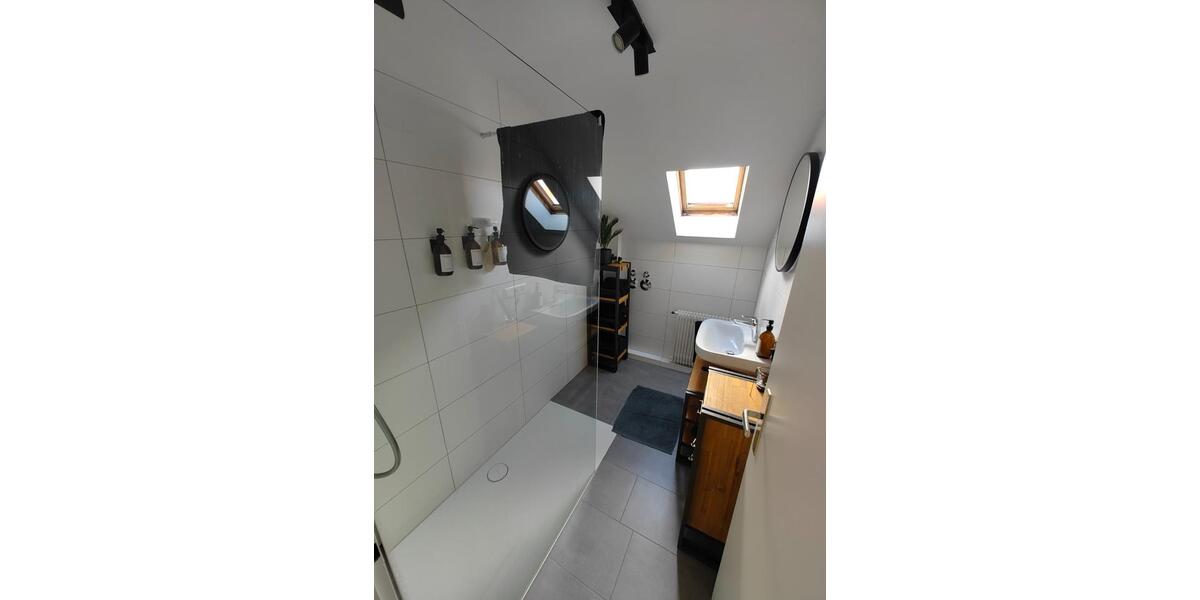 Dachgeschoßwohnung Göppingen Bruckwasen - 4.5 Zimmer, 82 m&sup2;, 800&euro; | Angebot:25636810