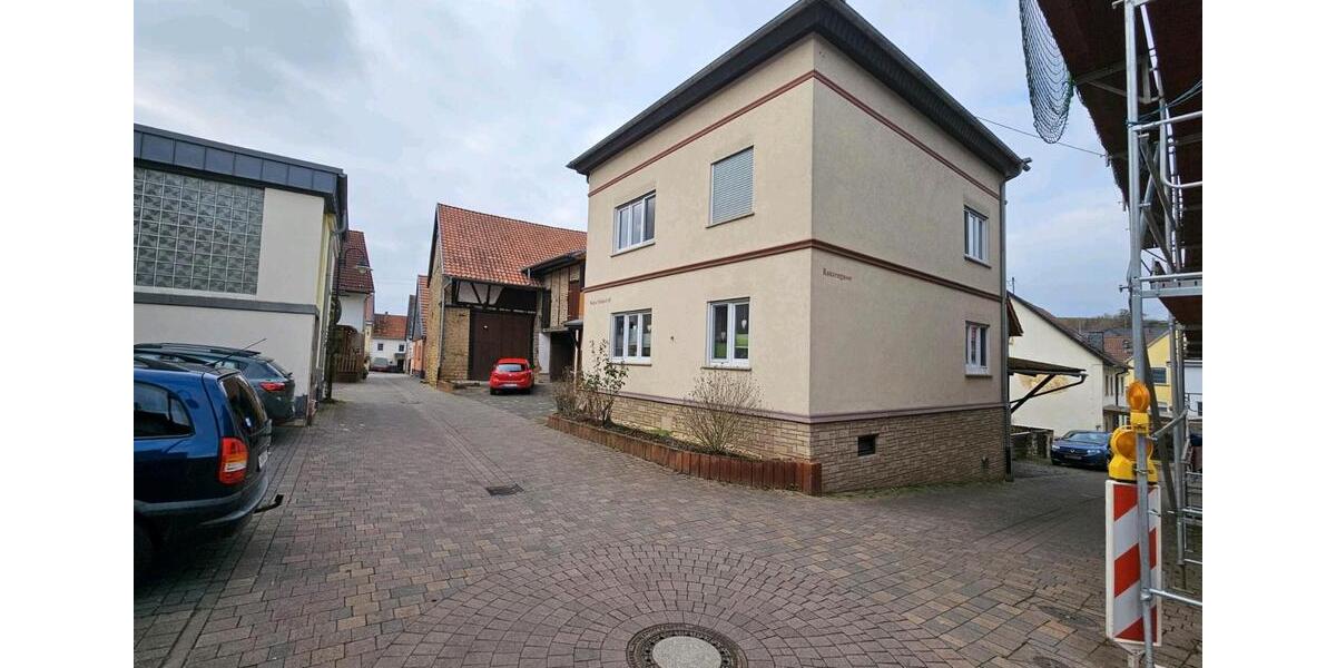 Einfamilienhaus Waldböckelheim - 8 Zimmer, 165 m&sup2;, 1.550&euro; | Angebot:26139931