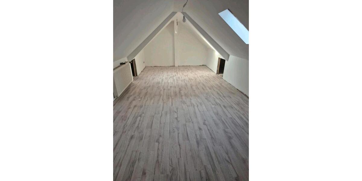 Etagenwohnung Wetzlar Naunheim - 4 Zimmer, 95 m&sup2;, 950&euro; | Angebot:25894896