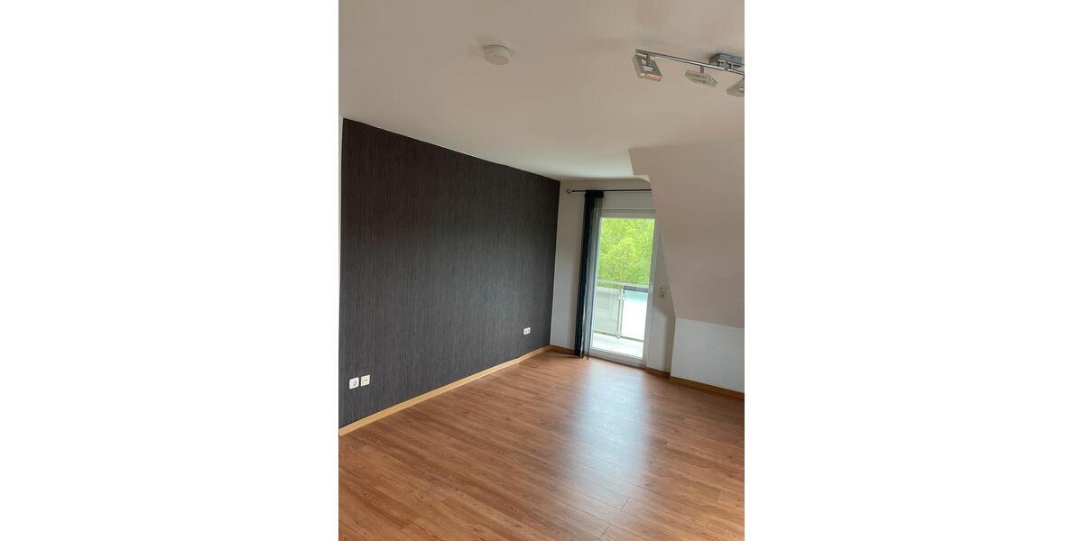 Dachgeschoßwohnung Hallenberg - 2 Zimmer, 86 m&sup2;, 650&euro; | Angebot:26676649