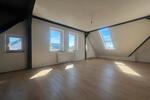 Dachgeschoßwohnung Selb - 2 Zimmer, 87 m&sup2;, 800&euro; | Angebot:26432515