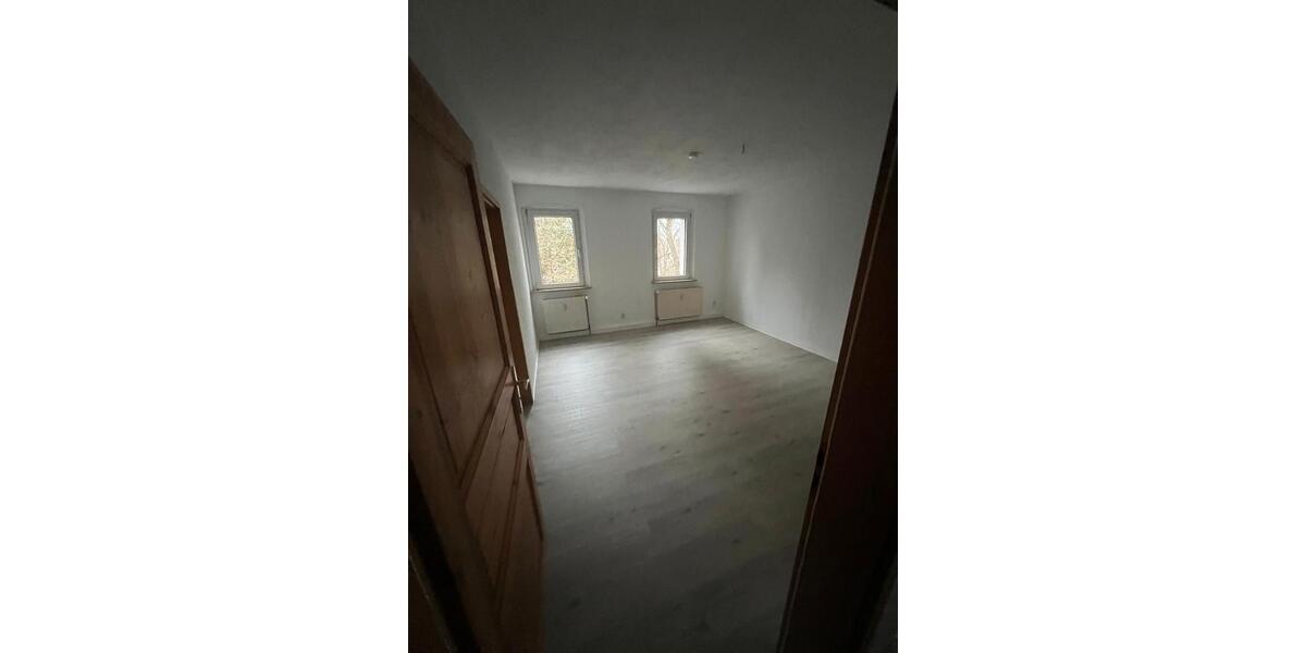 Etagenwohnung Zeitz Theißen - 2 Zimmer, 50 m&sup2;, 350&euro; | Angebot:26393049
