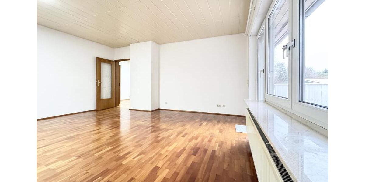 Etagenwohnung Oberstenfeld - 2 Zimmer, 83 m&sup2;, 690&euro; | Angebot:24767104