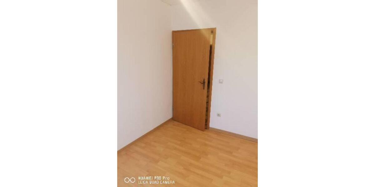 Erdgeschoßwohnung Netphen - 3 Zimmer, 80 m&sup2;, 700&euro; | Angebot:24592167