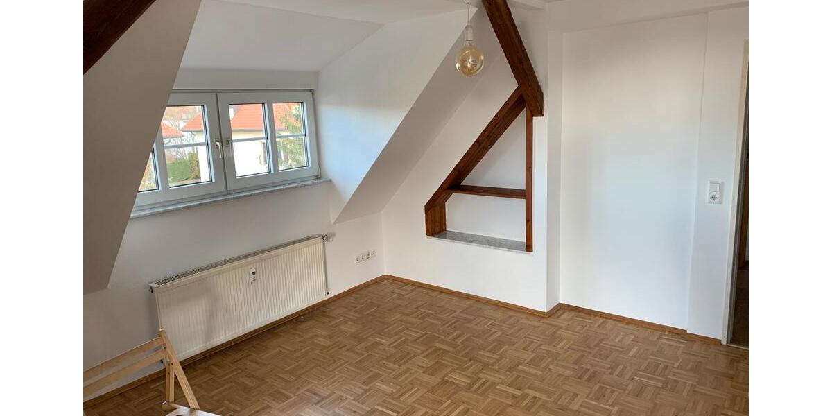 Dachgeschoßwohnung Dessau-Roßlau Brambach - 2 Zimmer, 45 m&sup2;, 330&euro; | Angebot:26345274