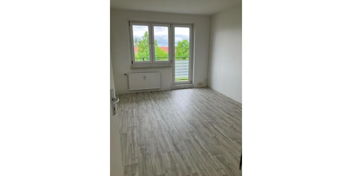 Etagenwohnung Angermünde - 4 Zimmer, 69 m&sup2;, 430&euro; | Angebot:26646802
