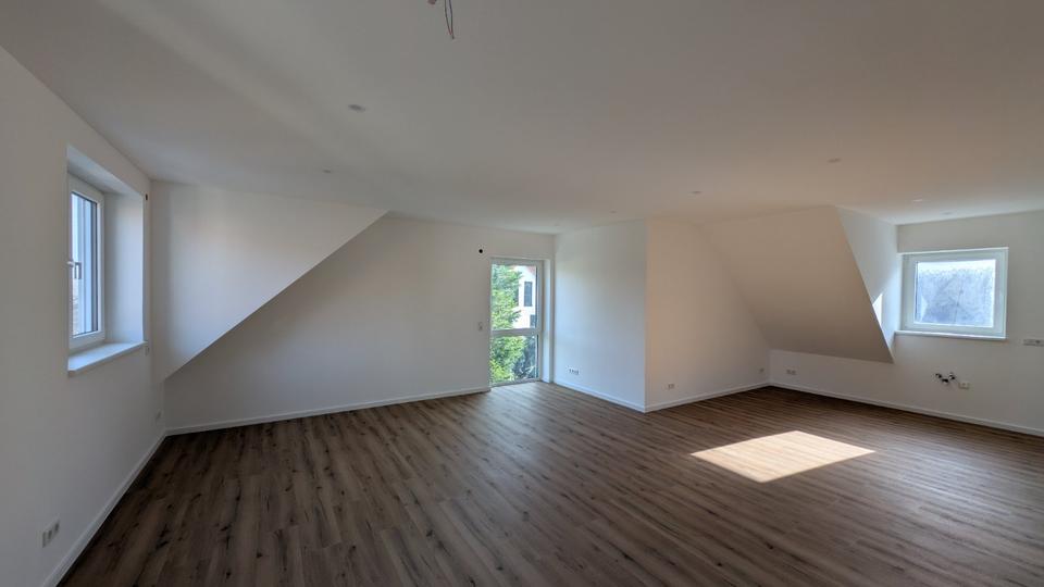 Dachgeschoßwohnung Mainz Laubenheim - 3 Zimmer, 82 m&sup2;, 1.312&euro; | Angebot:25934728