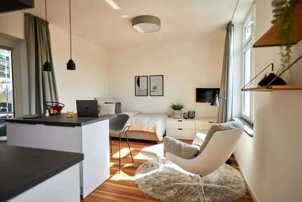 Wohnen auf Zeit in Düsseldorf 1.049 € 1 zimmer
