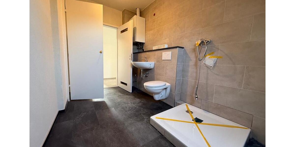 Dachgeschoßwohnung Gelsenkirchen - 3.5 Zimmer, 60 m&sup2;, 490&euro; | Angebot:25017144