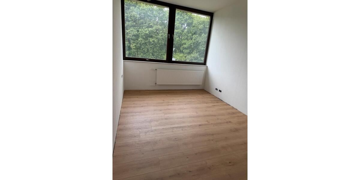 Etagenwohnung Rottenburg am Neckar - 4 Zimmer, 113 m&sup2;, 890&euro; | Angebot:26679237