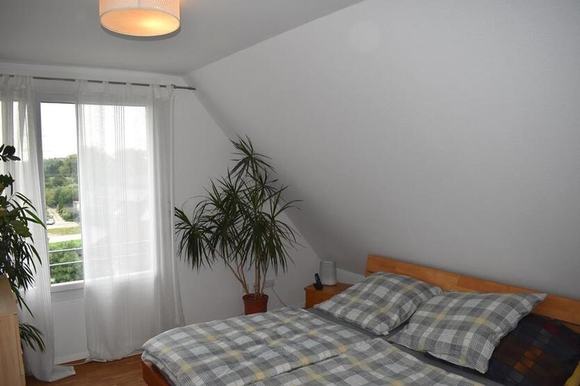 Traumhafte 4-Zimmer-DG-Maisonettewohnung mit Dachterrasse in Forchheim zimmer