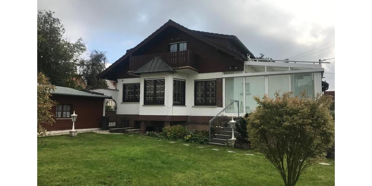 Einfamilienhaus Altenstadt - 9 Zimmer, 280 m&sup2;, 2.200&euro; | Angebot:25760695