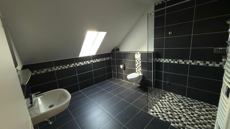 Doppelhaushälfte Zetel - 4 Zimmer, 100 m&sup2;, 1.150&euro; | Angebot:26375590