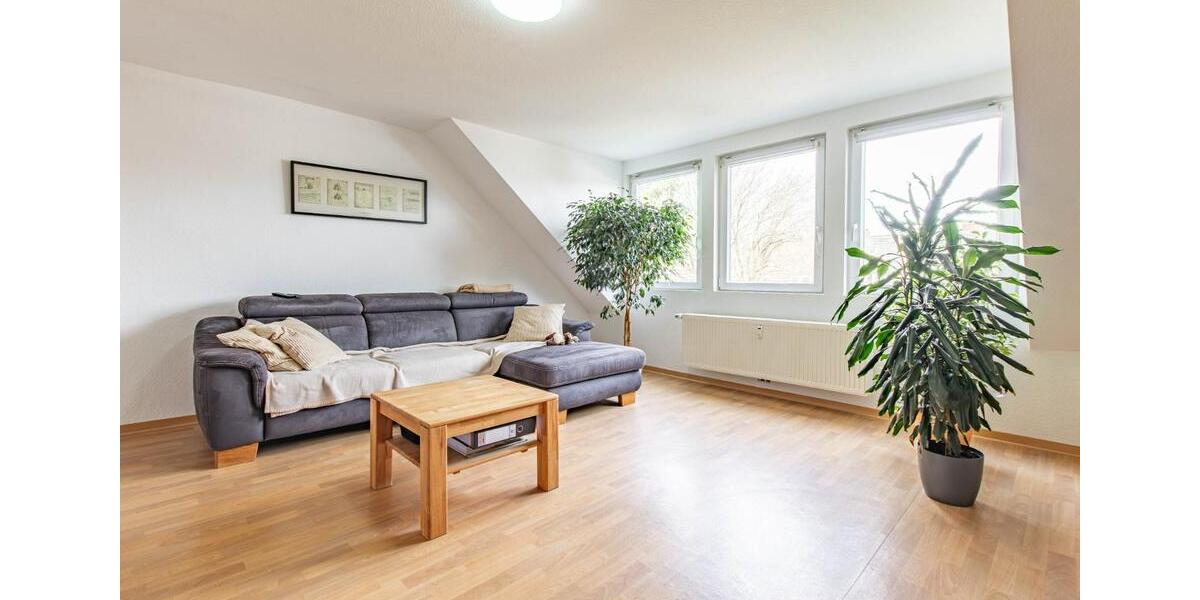 Dachgeschoßwohnung Emden Tholenswehr - 2 Zimmer, 70 m&sup2;, 450&euro; | Angebot:25974446
