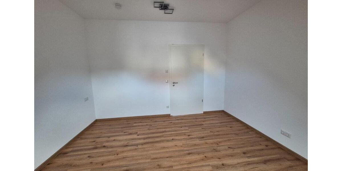 Moderne Neubauwohnung 103 m² – Sulzbach-Rosenberg - zentrale Lage 4 zimmer