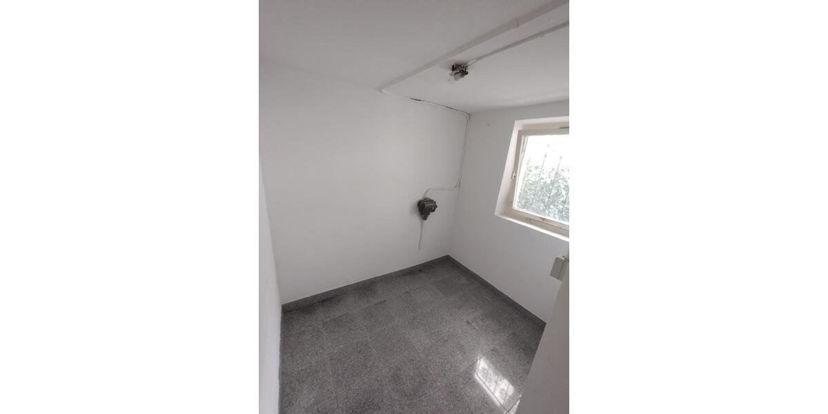 Erdgeschoßwohnung Bad Herrenalb - 3 Zimmer, 119 m&sup2;, 1.195&euro; | Angebot:21622793