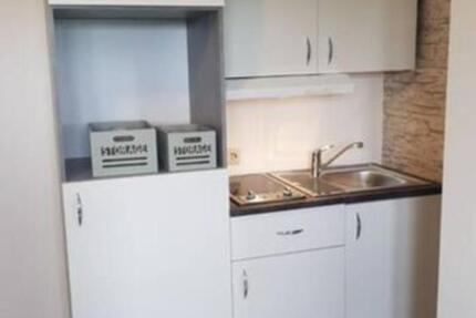 Wohnen auf Zeit Ortenberg - 1 Zimmer, 50 m&sup2;, 15&euro; | Angebot:25714298