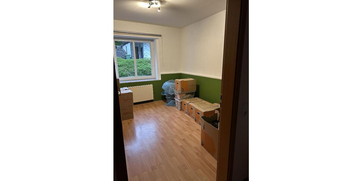 Erdgeschoßwohnung Drolshagen - 4 Zimmer, 120 m&sup2;, 960&euro; | Angebot:26614577