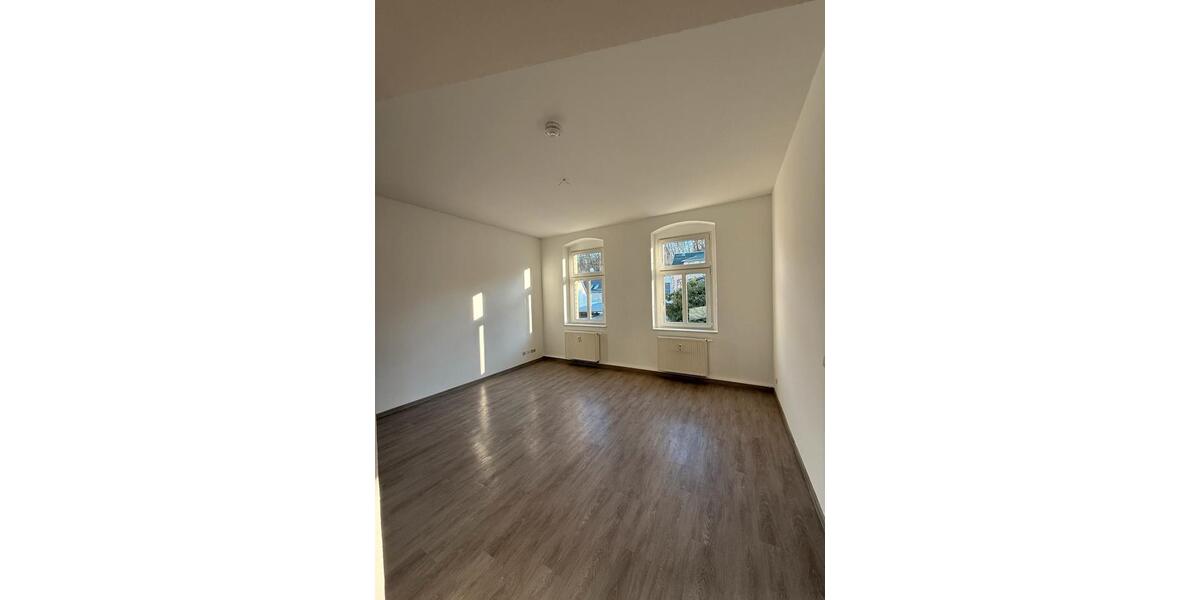 Etagenwohnung Döbeln - 4 Zimmer, 84 m&sup2;, 546&euro; | Angebot:25418321
