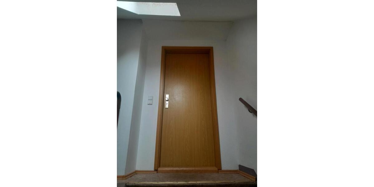 Dachgeschoßwohnung Hartha - 3 Zimmer, 350&euro; | Angebot:22883184