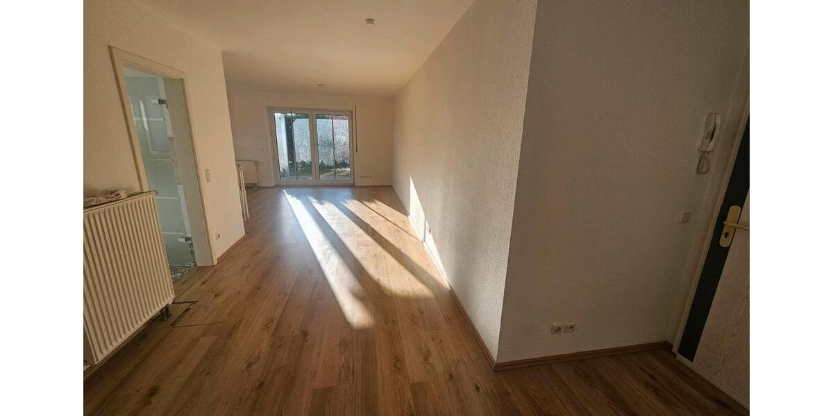 Erdgeschoßwohnung Hamburg Eimsbüttel - 3 Zimmer, 71 m&sup2;, 920&euro; | Angebot:25655478